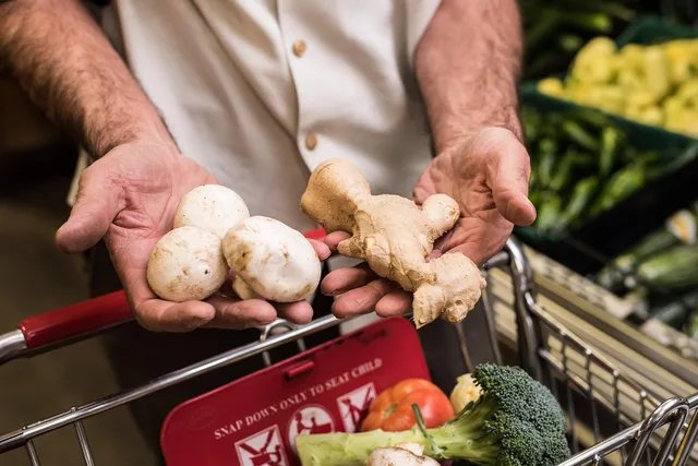 shopping, food, supermarket, market, vegetables, nutrition, fresh, groceries, healthy, brown shopping, brown shop, brown grocery, brown groceries, brown market. Regionale Preisunterschiede vergleichen: Datenquellen und methodische Grenzen
